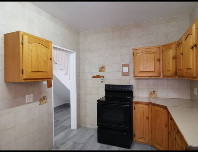 2 BEDROOM APARTMENT FOR SALE IN ROBINDALE